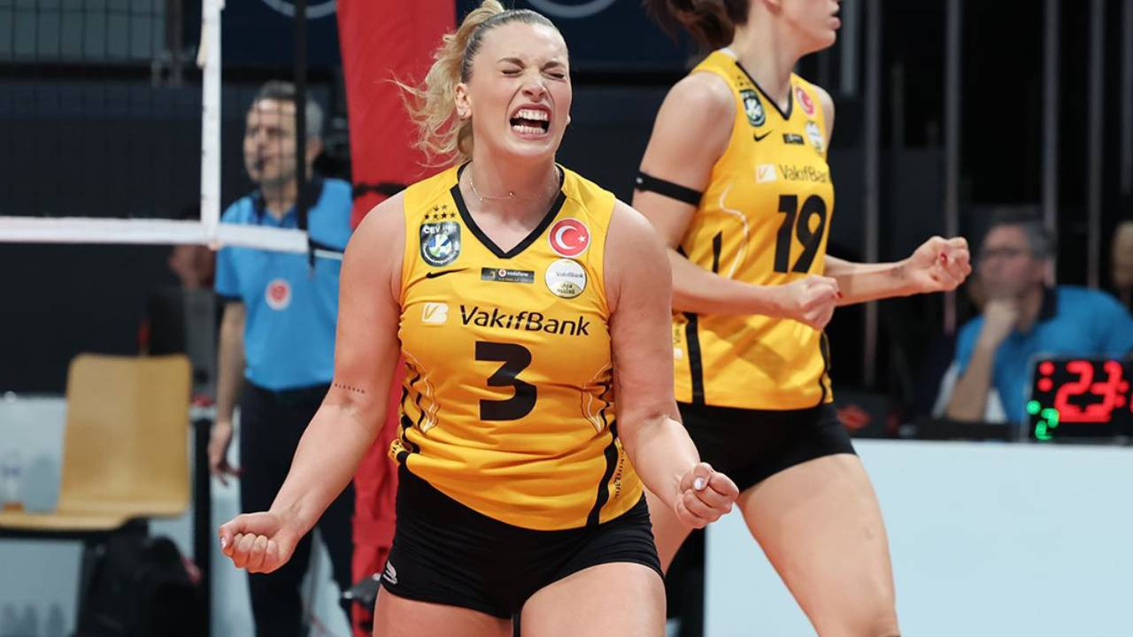 Vakıfbank'a Cansu Özbay'dan kötü haber
