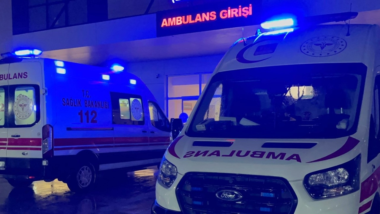 Define ararken patlayıcı kullanan 2 kafadar hastanelik oldu