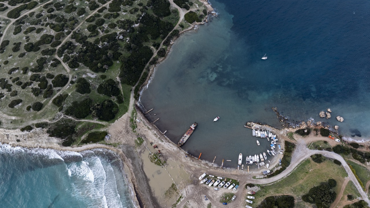 Doğal sit alanında kaçak gemi sökümüne milyonluk ceza