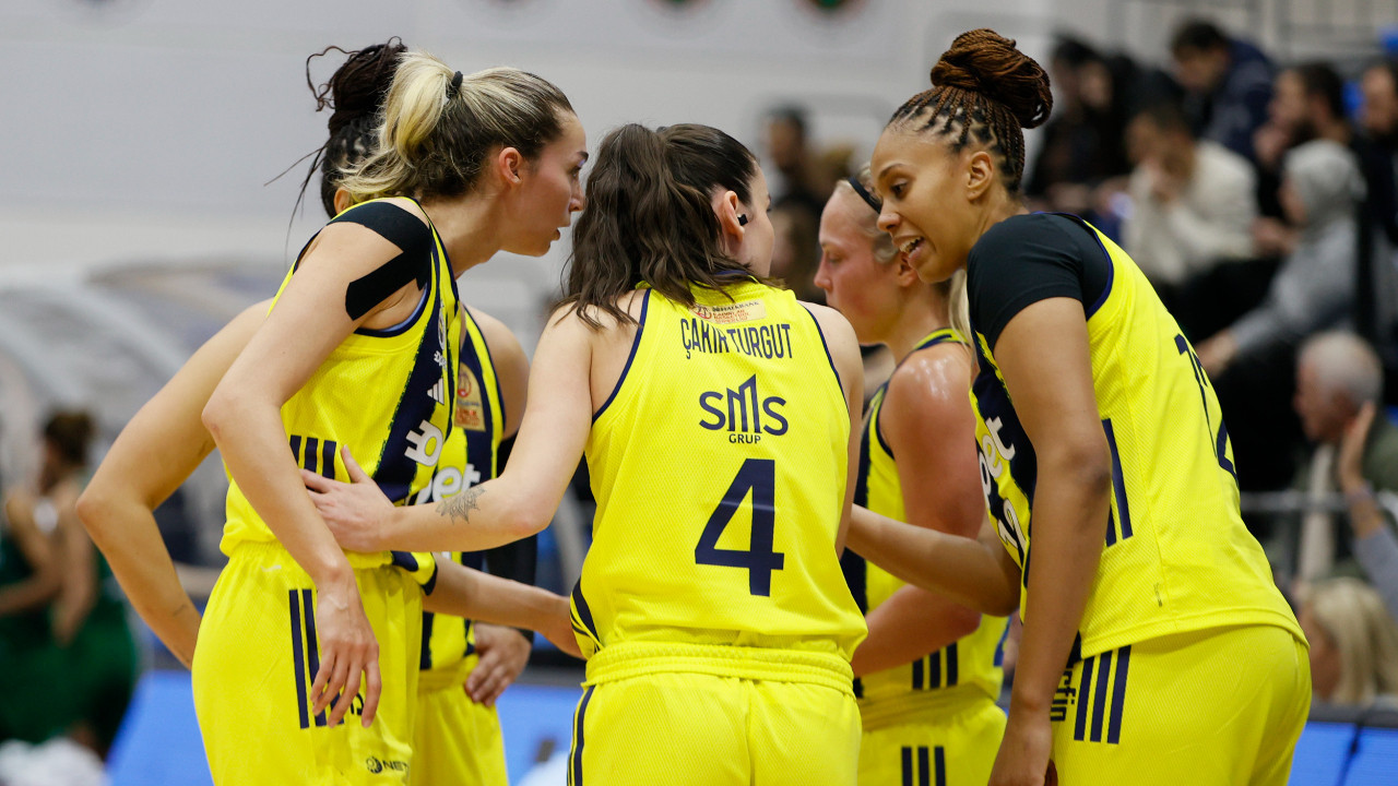 Fenerbahçe 53 sayı fark attı, Dörtlü Final'e yükseldi: 109-56