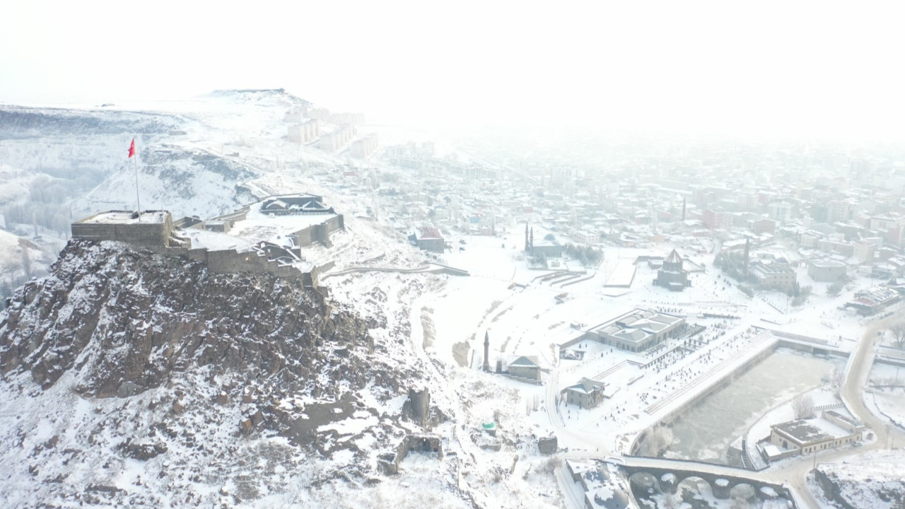 Kars’ta nefes kesen görüntüler