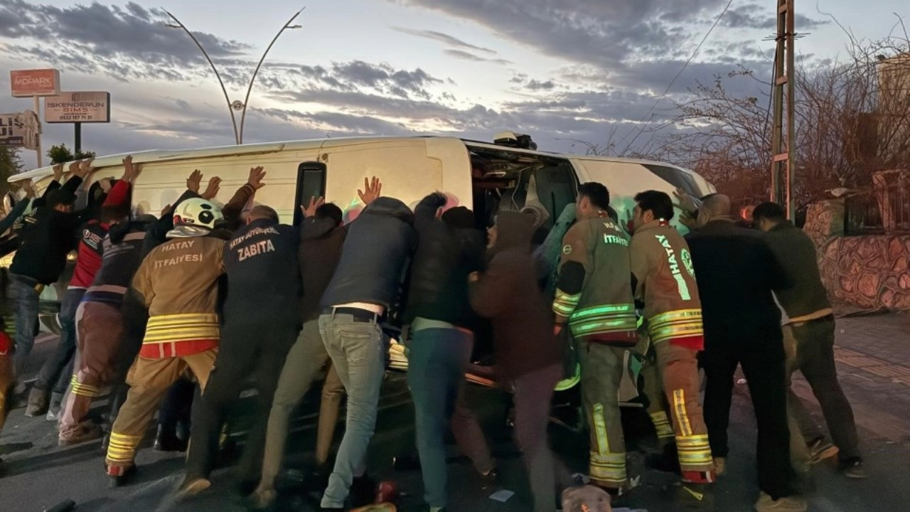 Hatay'da zincirleme kaza: 18 yaralı