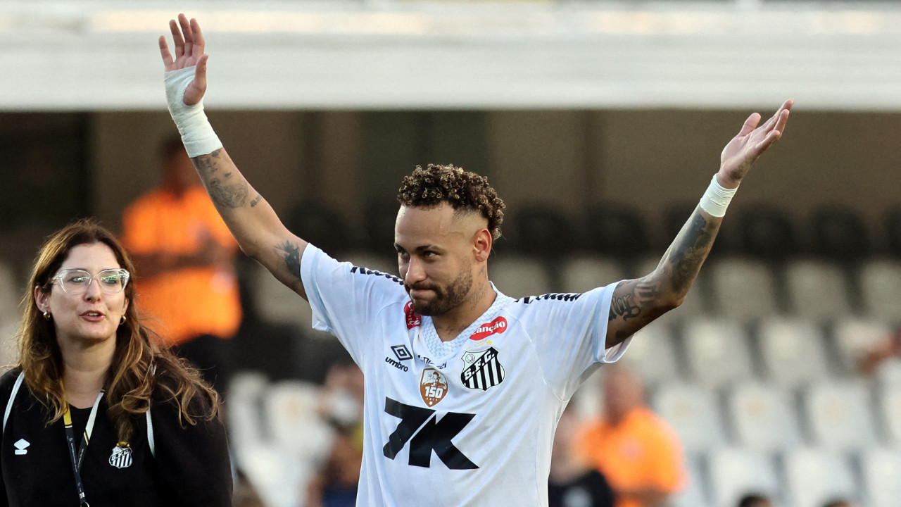 Neymar kararını verdi: Sözleşmeyi resmen imzaladı