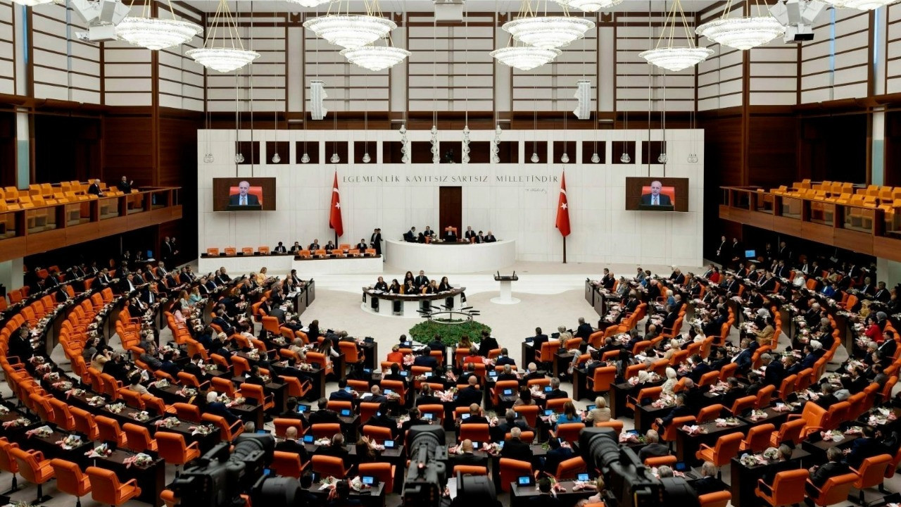 Yeni Yol ile CHP'nin geçim sıkıntılarının araştırılması önerisi reddedildi