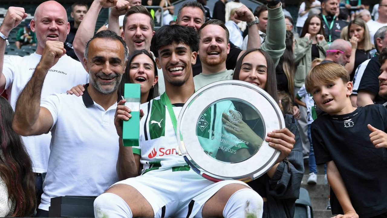 Can Armando imzaya yakın