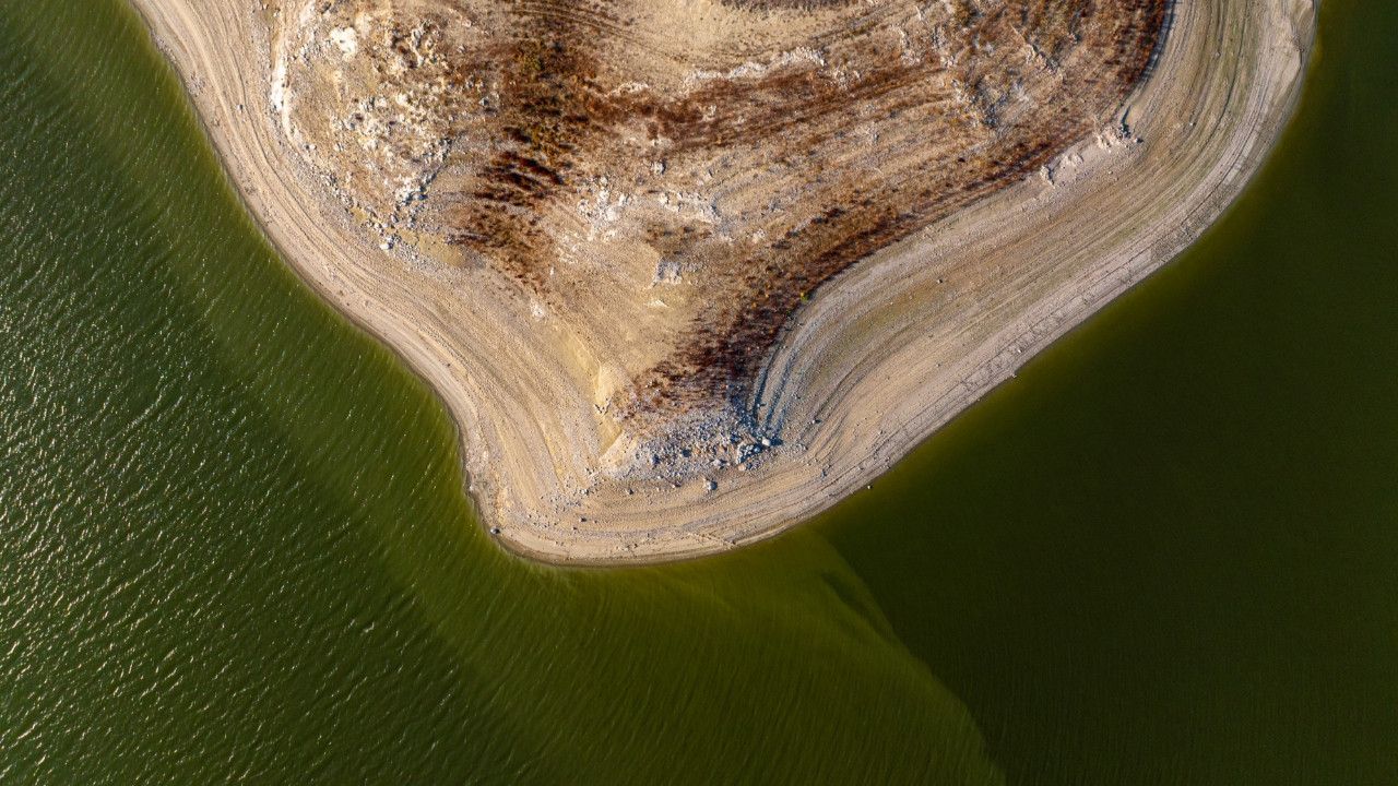 Erdoğan 'Beceriksizler' dedi, kurumlar birbirine girdi