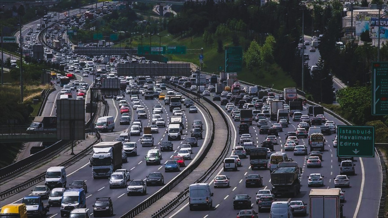 Hem ehliyeti kaptırdı hem 414 bin TL ceza yedi