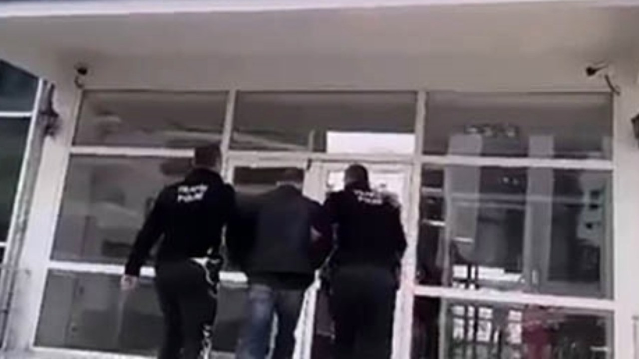 Şov yaptı, yakalandı