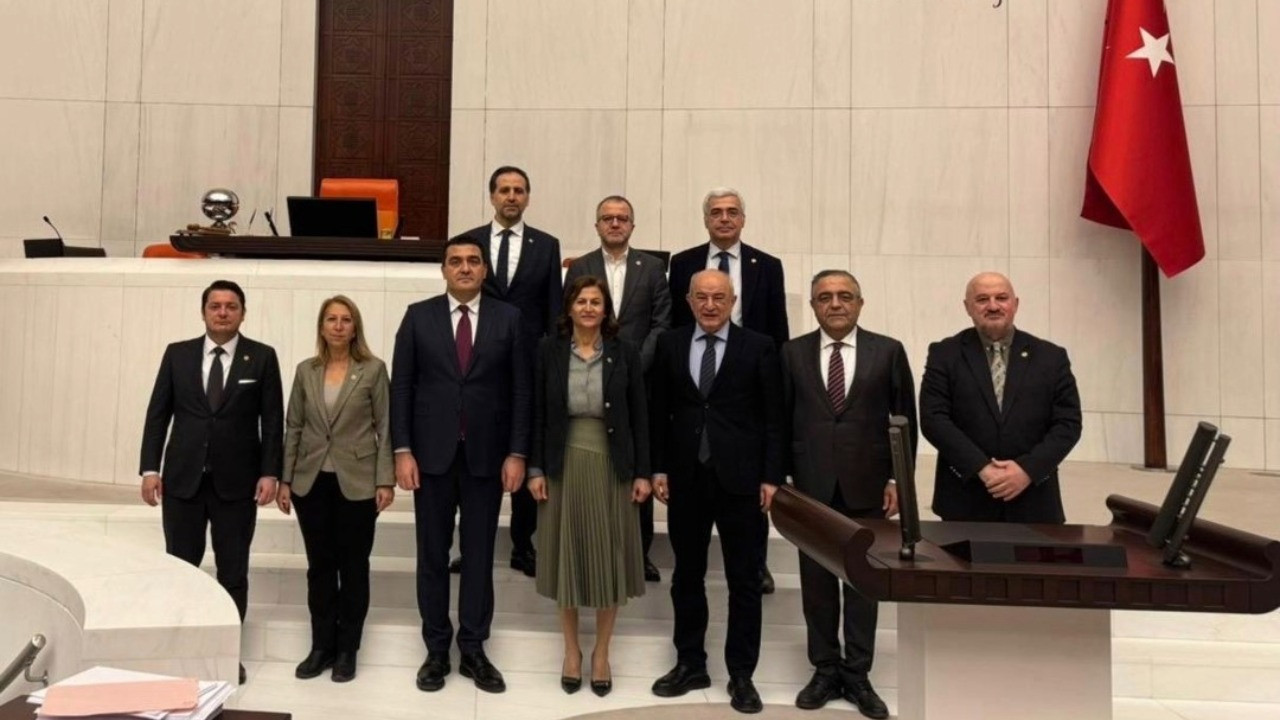 CHP, Meclis'teki emekli nöbetine devam ediyor