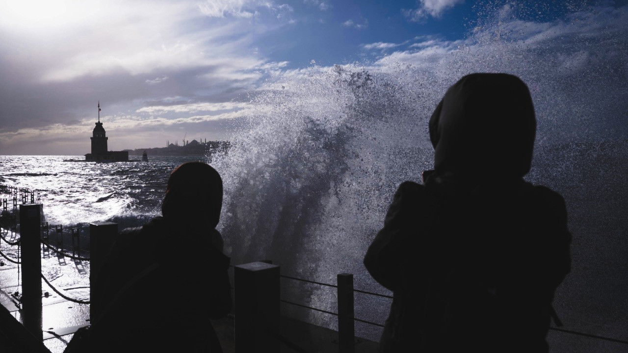 İstanbul Valiliği saat verip uyardı: Geri dönüyor