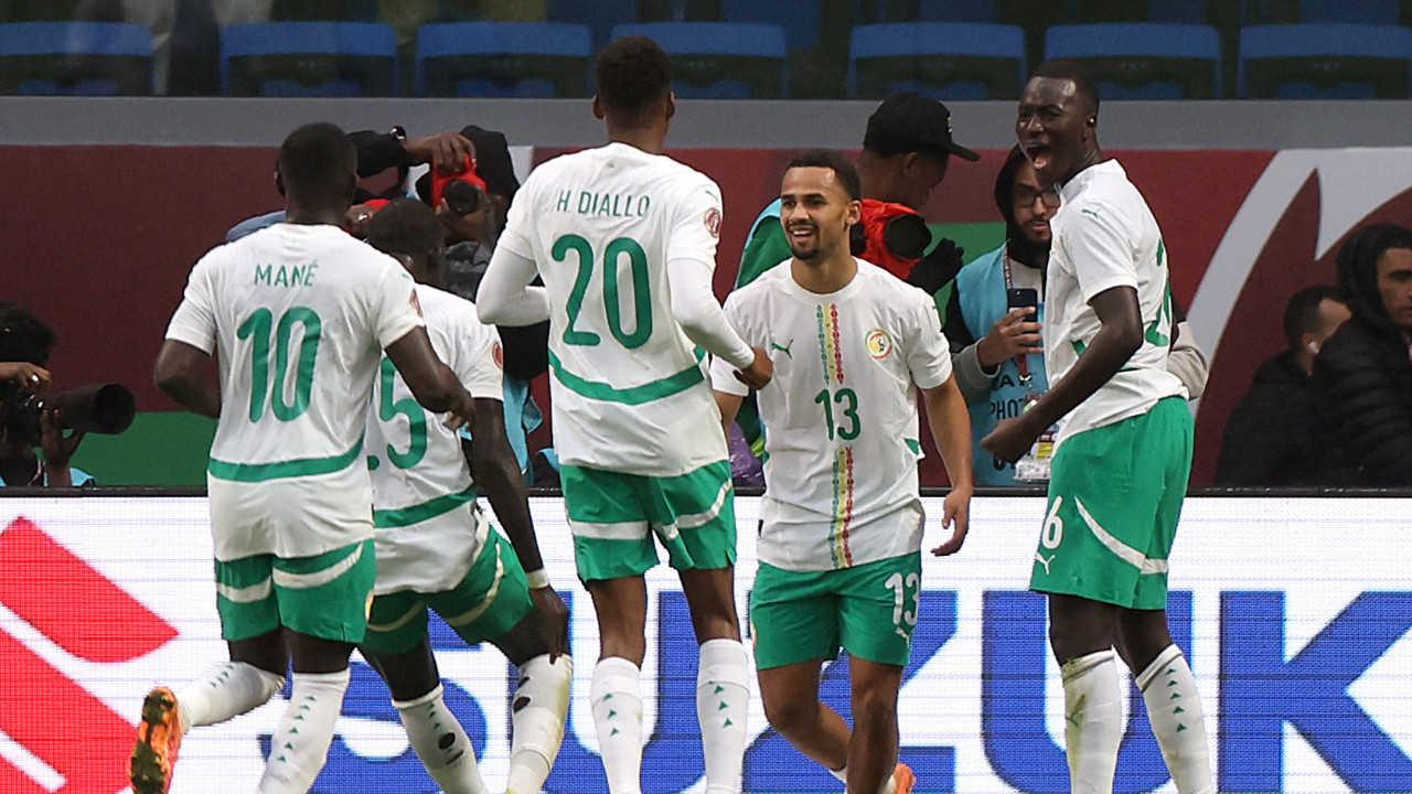 Jakobs-Ndiaye’li Senegal, El Bilal Toure ve Nene'nin Mali'sini eledi: Yarı finale çıktı