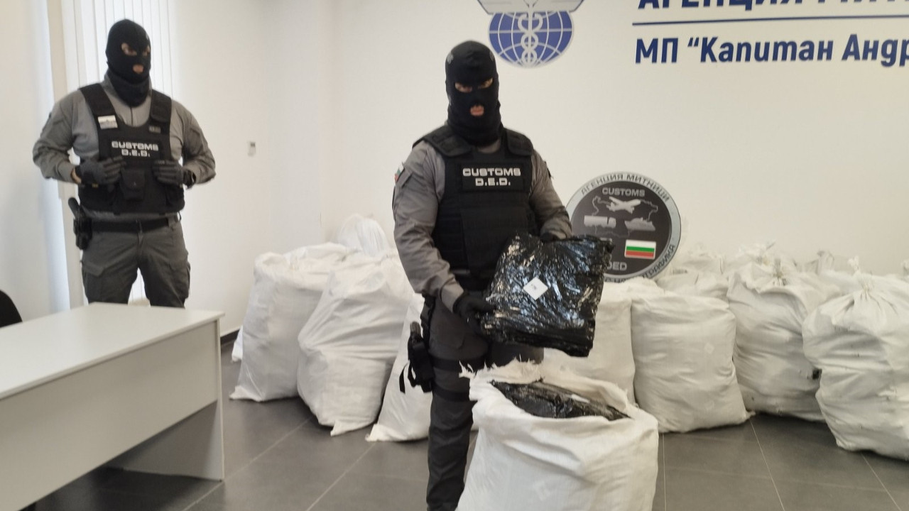 Türkiye'ye sokamadan yakalandı: Tam 6 milyon Euro