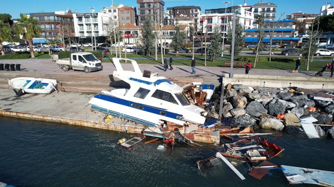 Tuzla'da fırtınanın bilançosu ortaya çıktı
