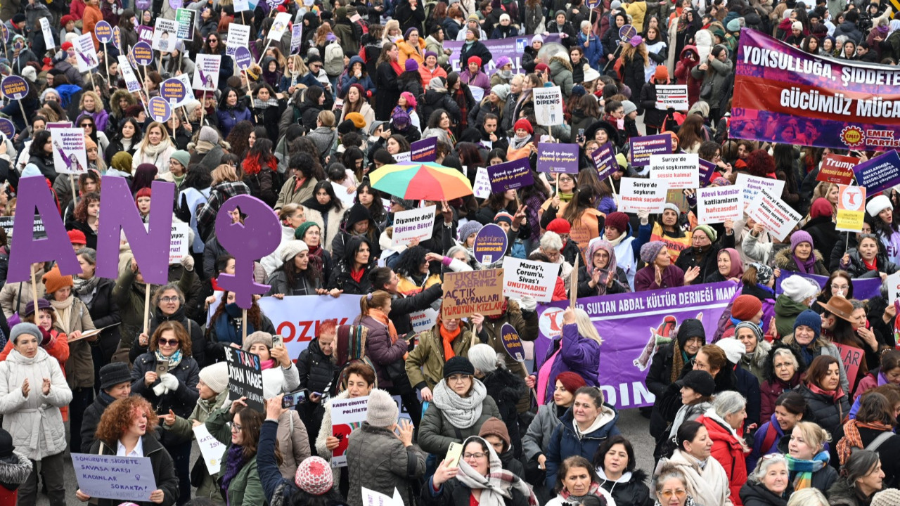 Ankara'da kadınlar meydana indi