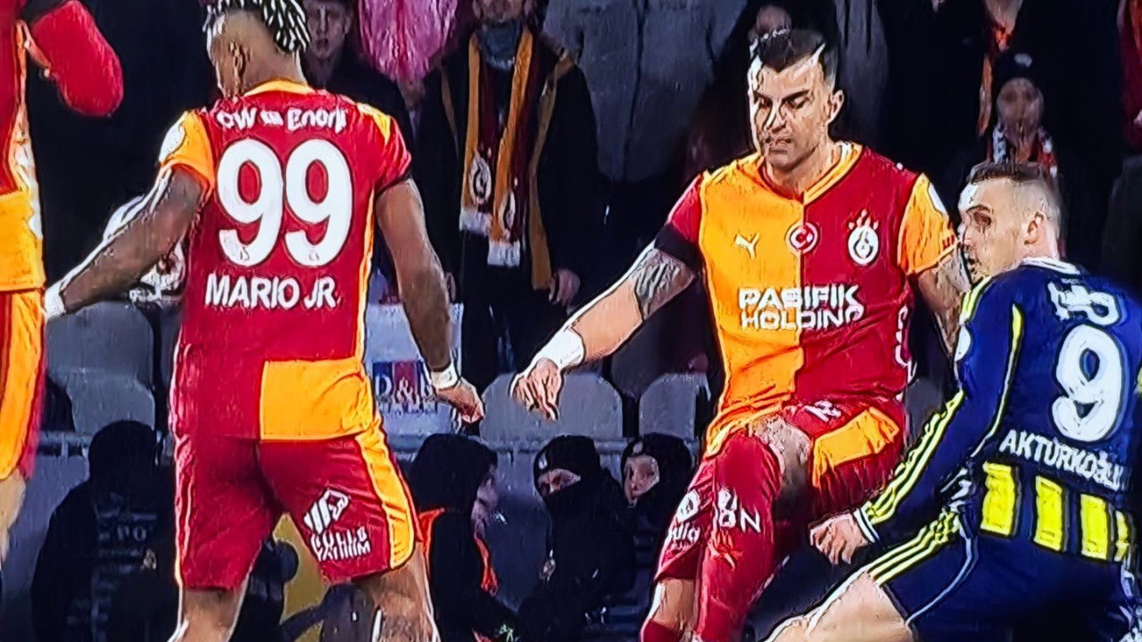 Galatasaray - Fenerbahçe Süper Kupa finalinde penaltı tartışması