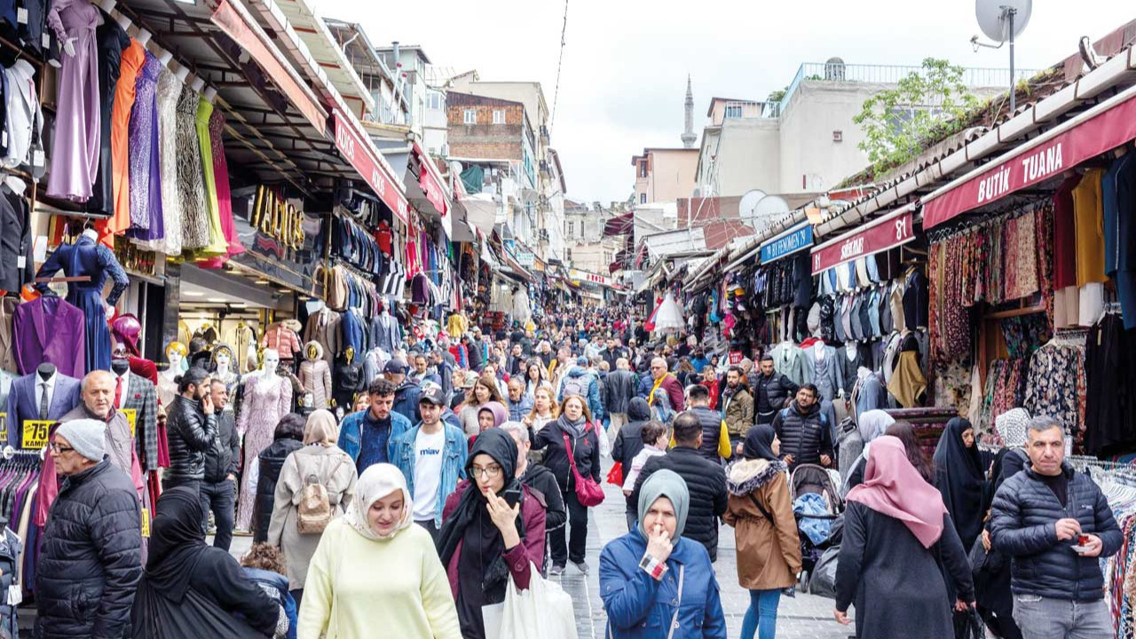 Kemerleri daha çok sıkacağız