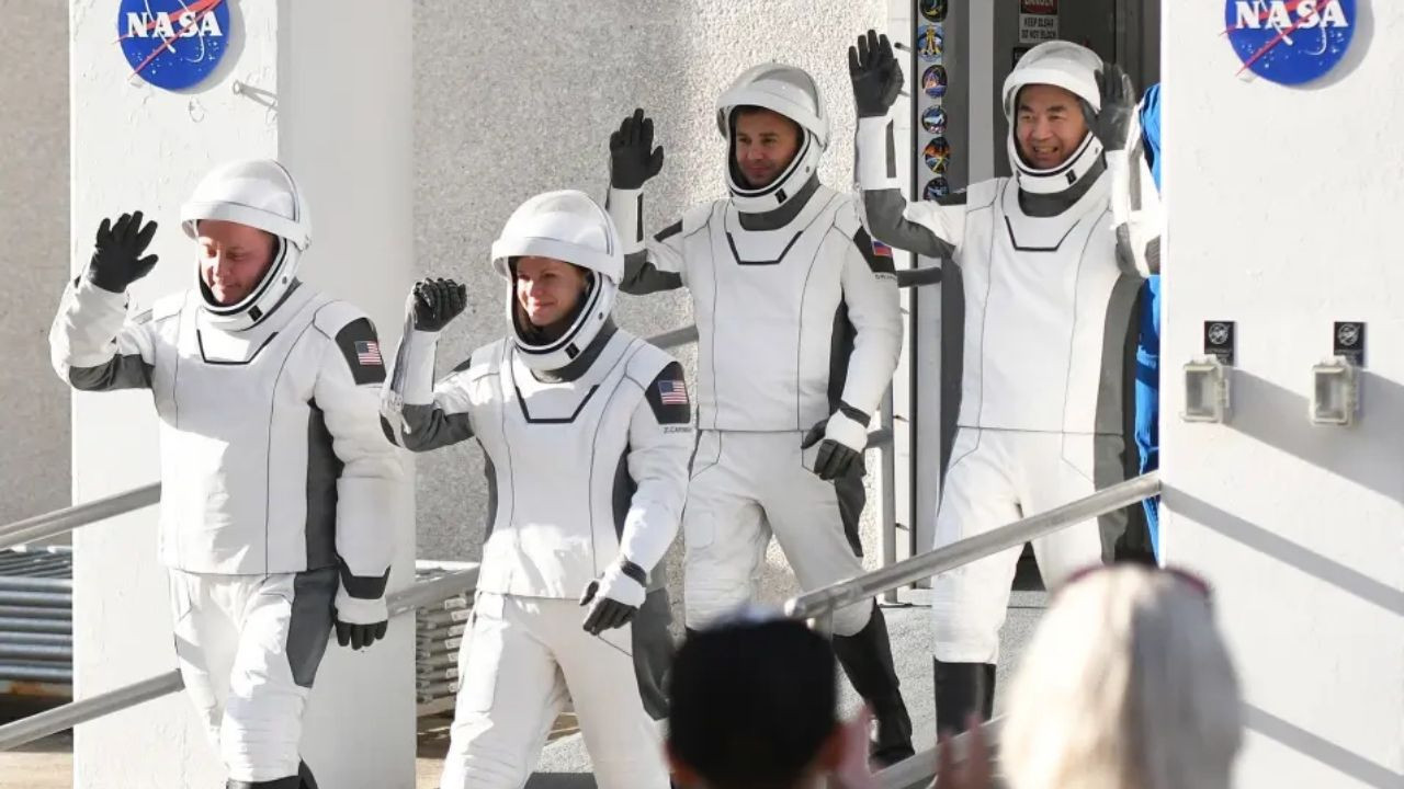 Uzayda sağlık alarmı: Astronotların dönüş tarihi belli oldu