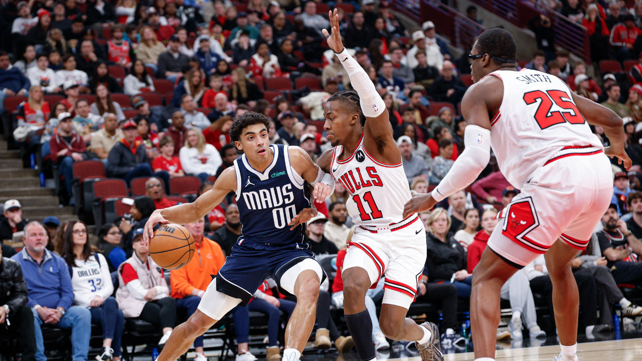Chicago Bulls, Dallas'ı takım oyunuyla devirdi: 125-107