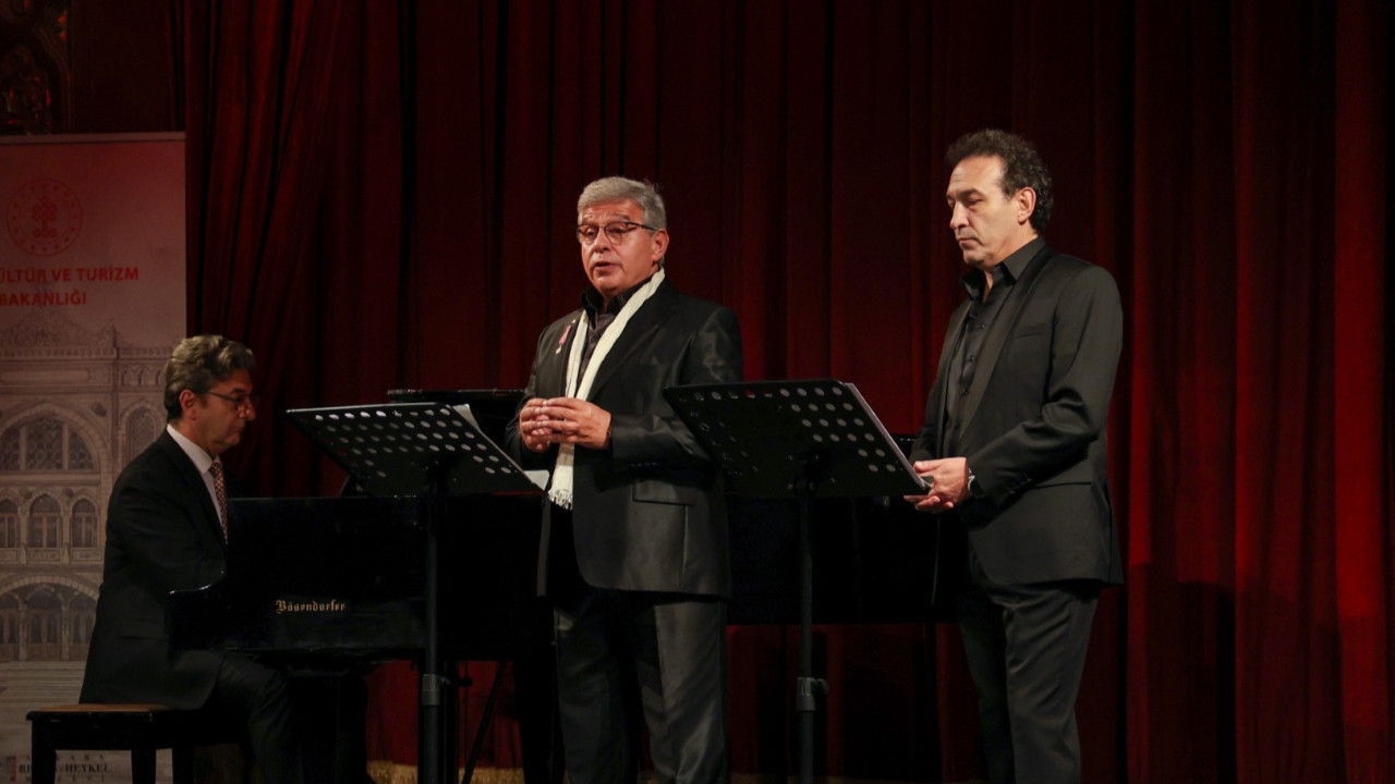 Sahne tenor kardeşlerin