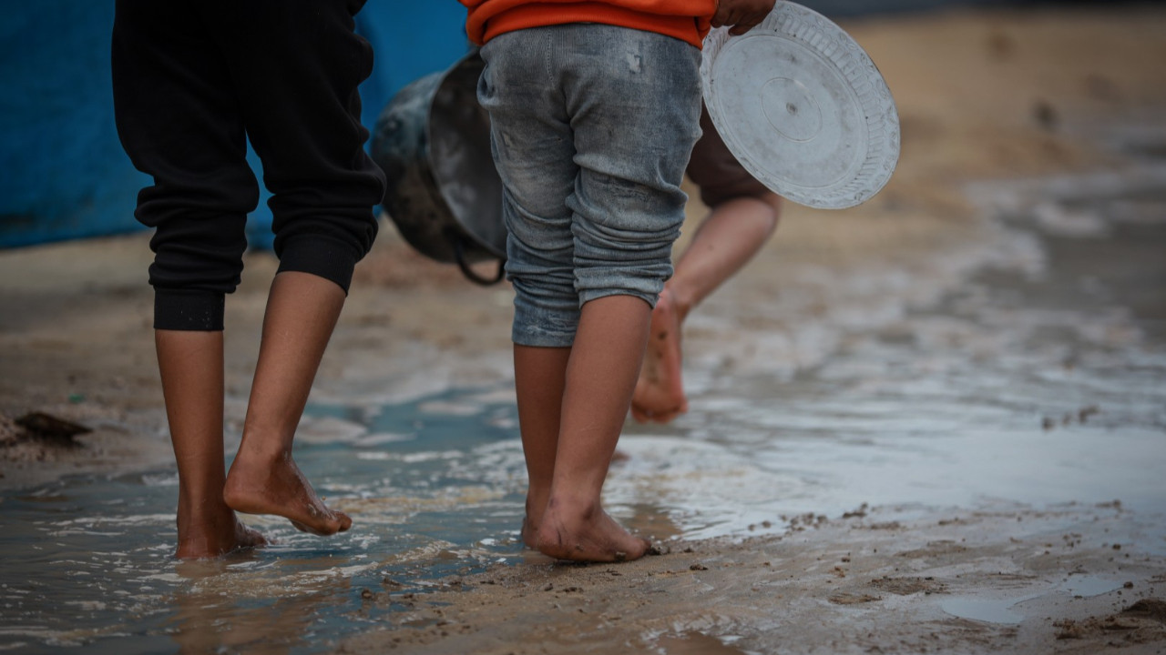 Soğuktan 21 kişi öldü