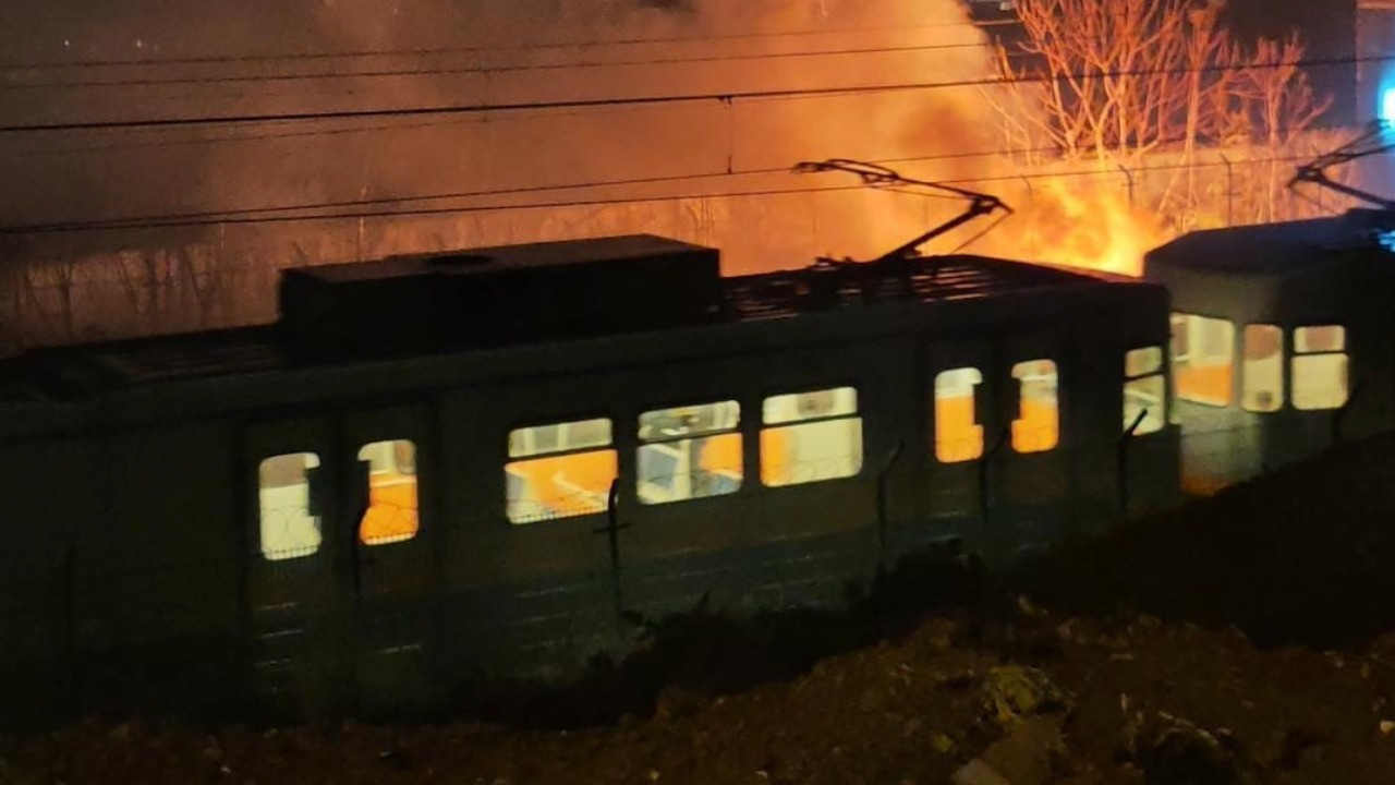 Yenibosna Metro İstasyonunda yangın paniği