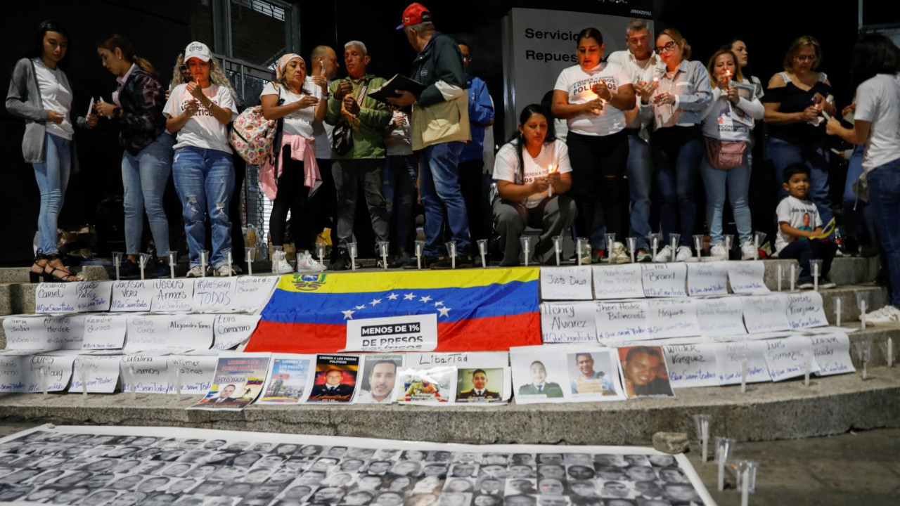 ABD'nin saldırdığı Venezuela muhalifleri serbest bırakıyor