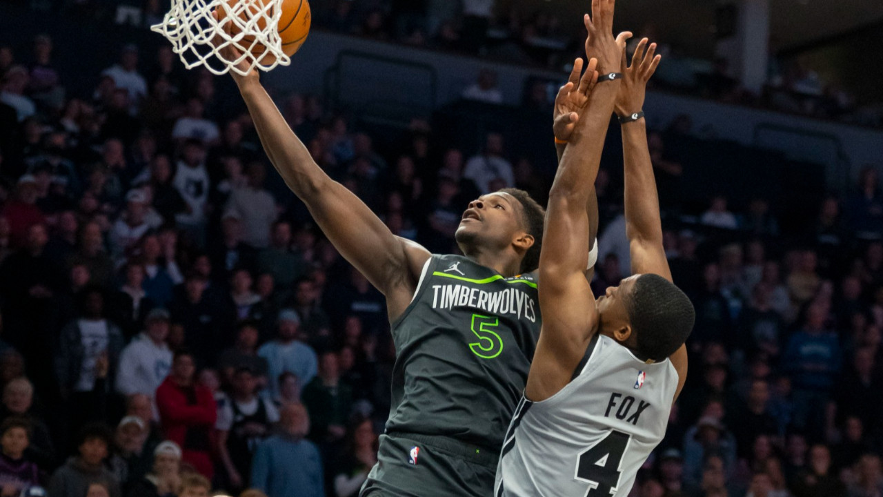 Anthony Edwards son sözü söyledi, Timberwolves Spurs karşısında geri döndü