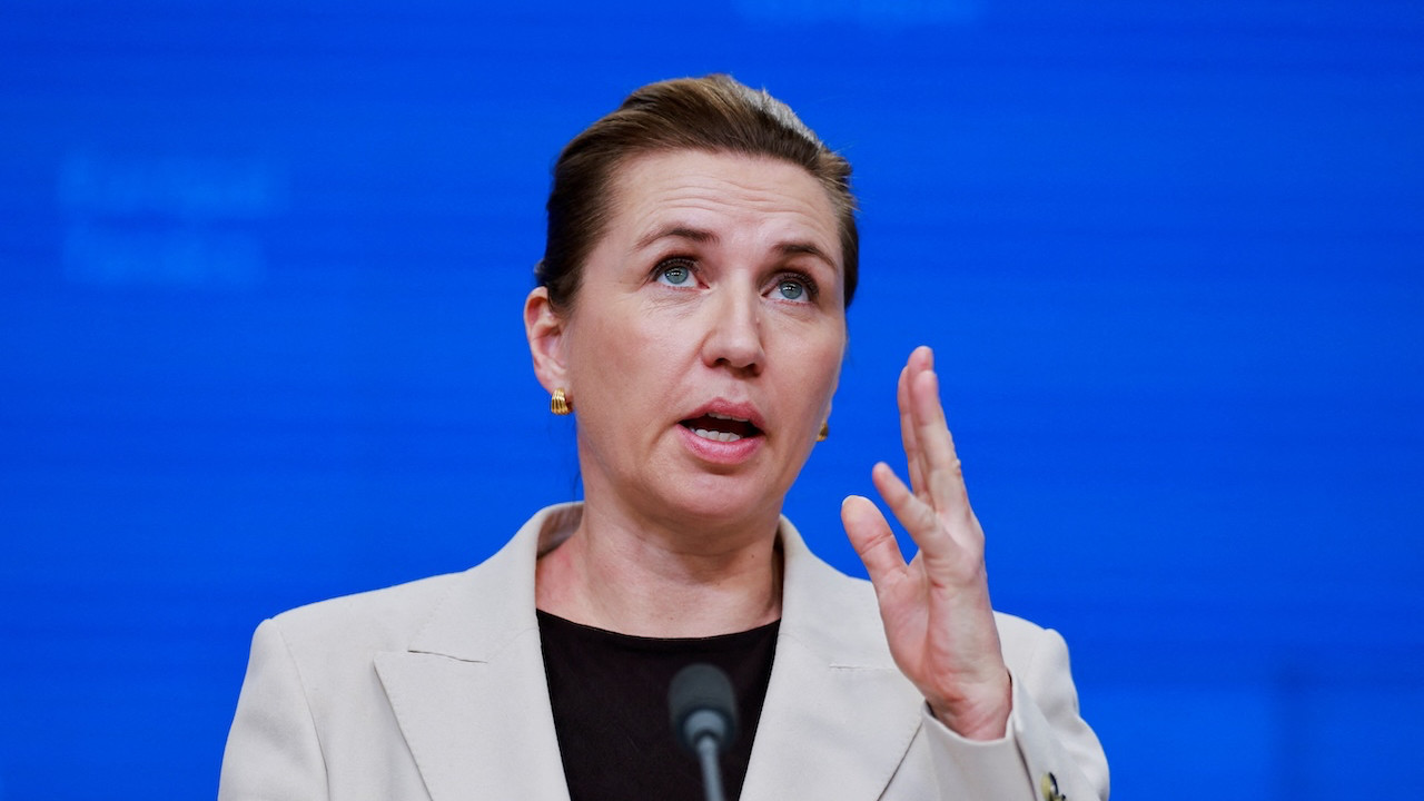 Danimarka'dan Trump'a "yol ayrımı" açıklaması