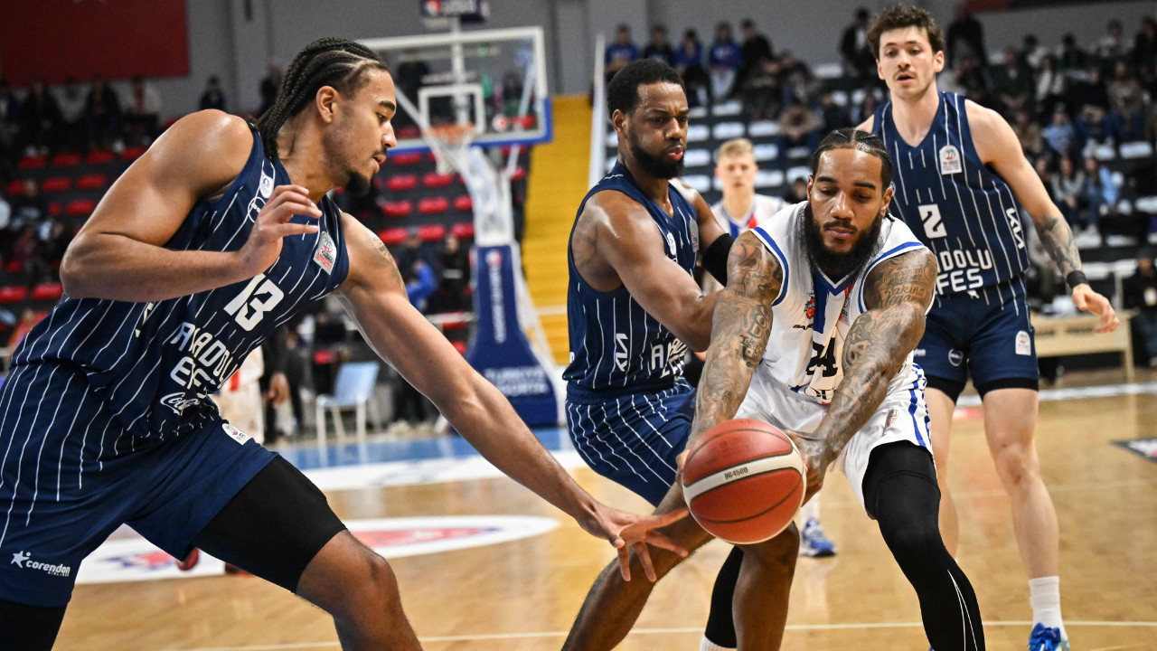 Efes deplasmanda Büyükçekmece'yi devirdi