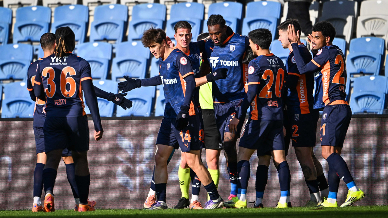 Başakşehir, kupada ilk galibiyetini Boluspor'a karşı aldı: 2-1