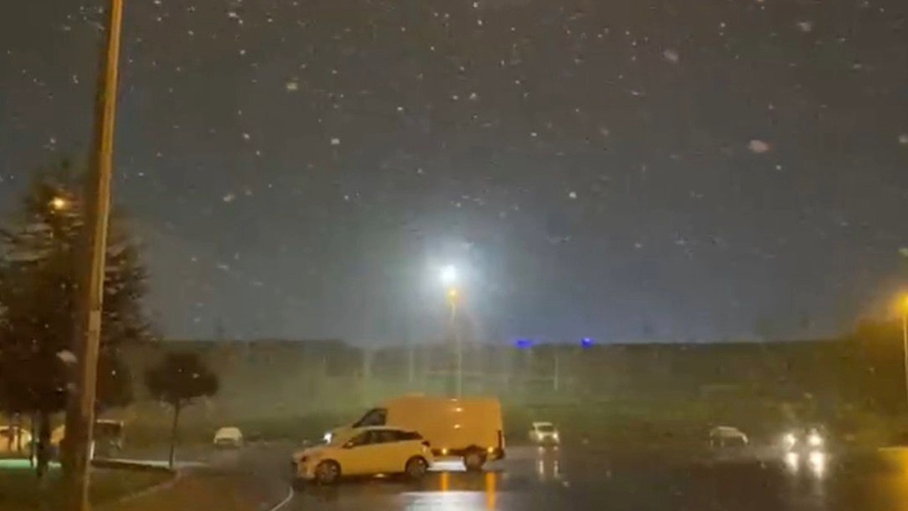 İstanbul'da kar yağışı yeniden başladı