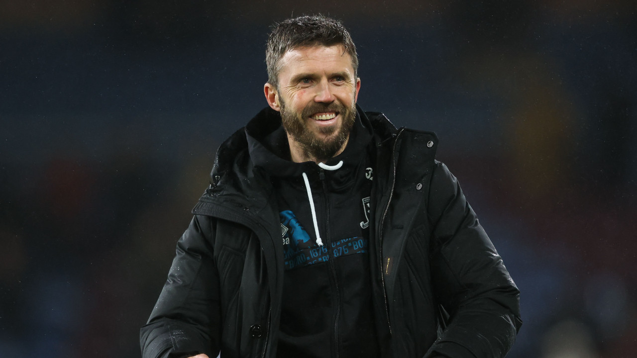 Manchester United yeni teknik direktörünü resmen duyurdu