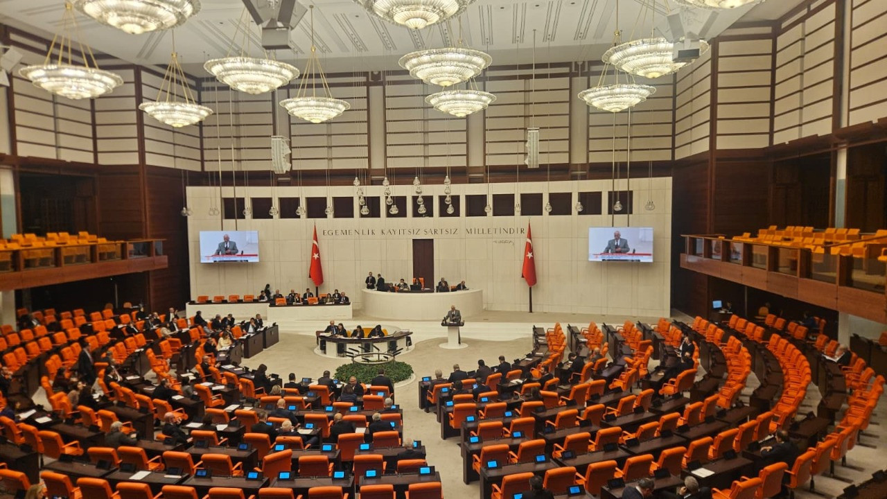 Meclis'te AKP'nin önerisi kabul edildi