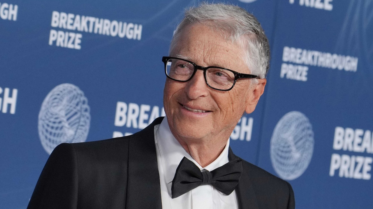 Bill Gates işçi kıyımına hazırlanıyor: En az 500 kişi...