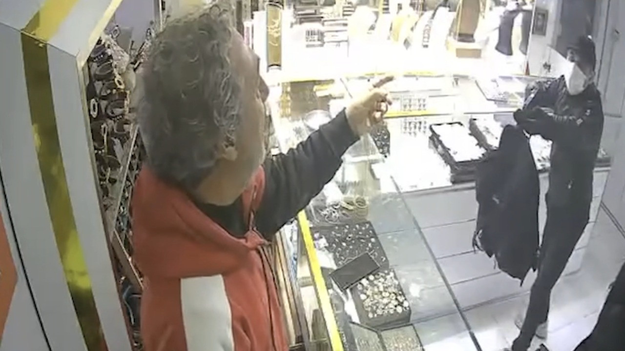 İstanbul’da film gibi kuyumcu soygunu