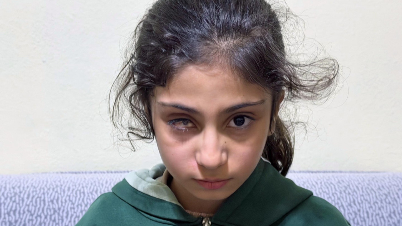 Plastik sandılar cam çıktı: Şeyma kör oldu