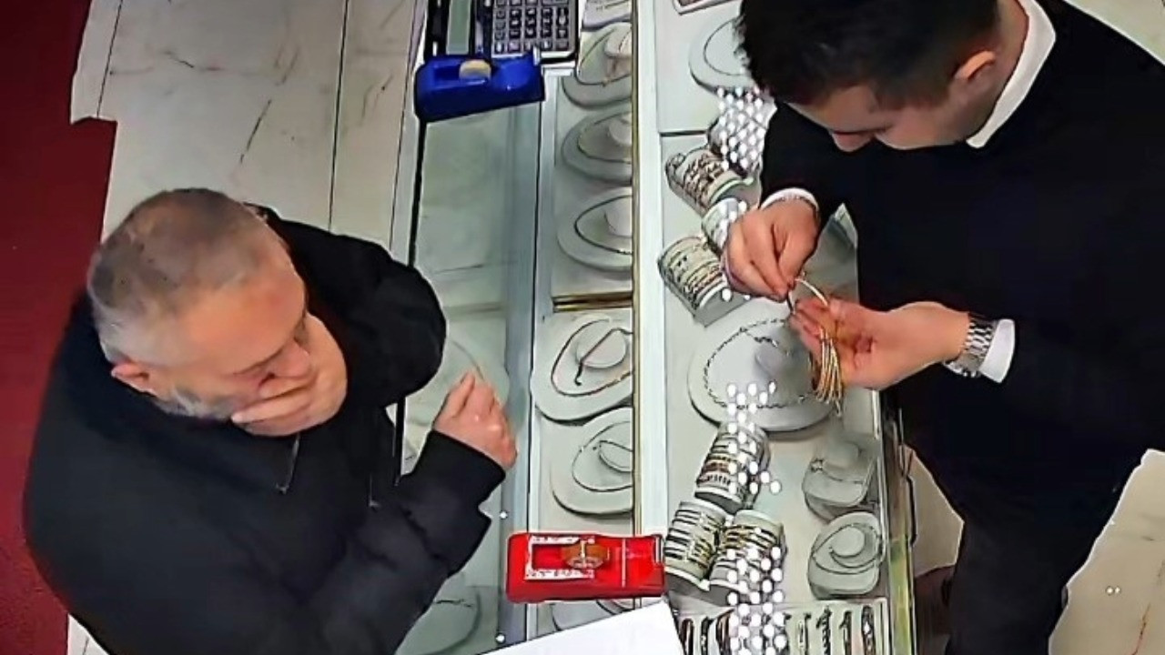 Sahte bileziklerle kuyumcuyu kandırmaya çalışmıştı: Ev hapsi