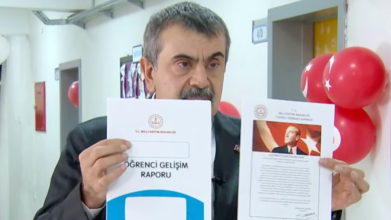 Yusuf Tekin: Bizi Atatürk üzerinden eleştirmekten vazgeçin