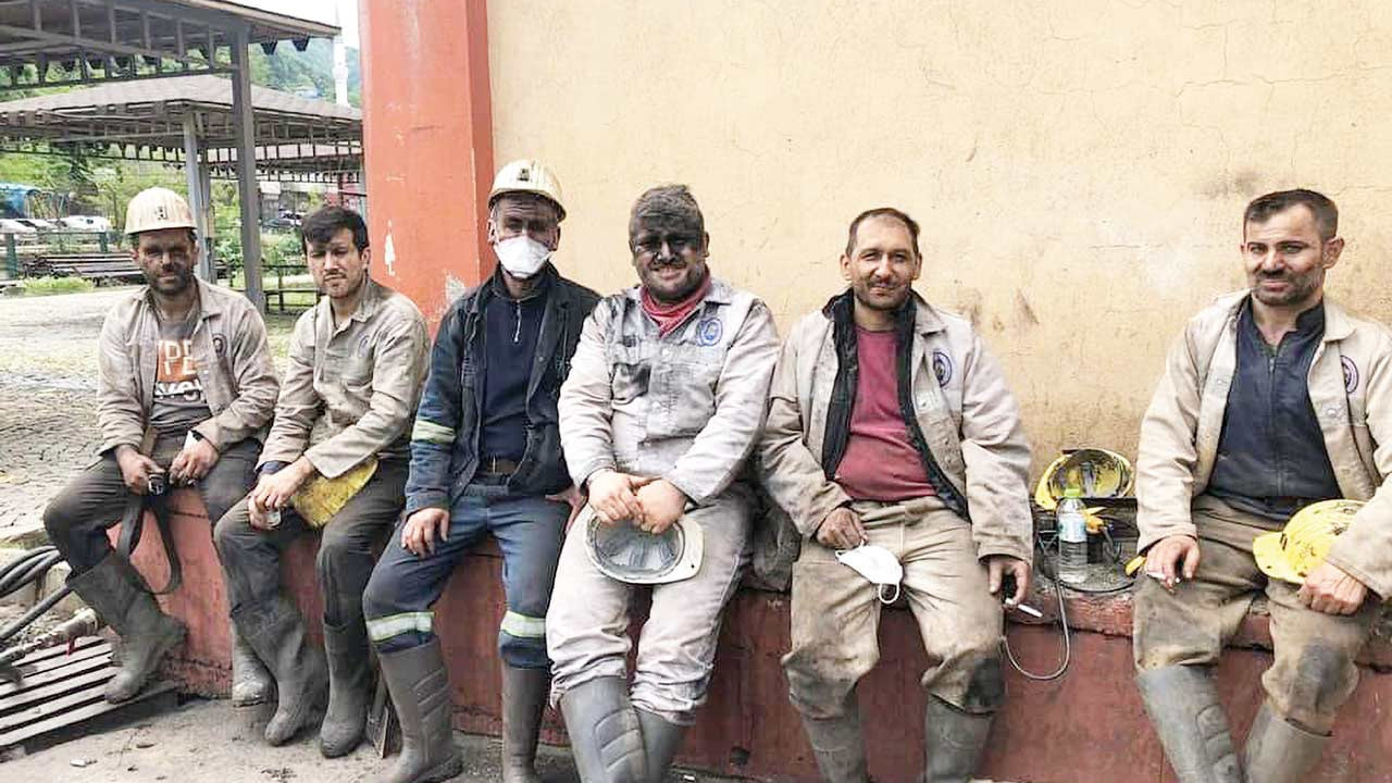 Çocuklarımız için madene iniyoruz