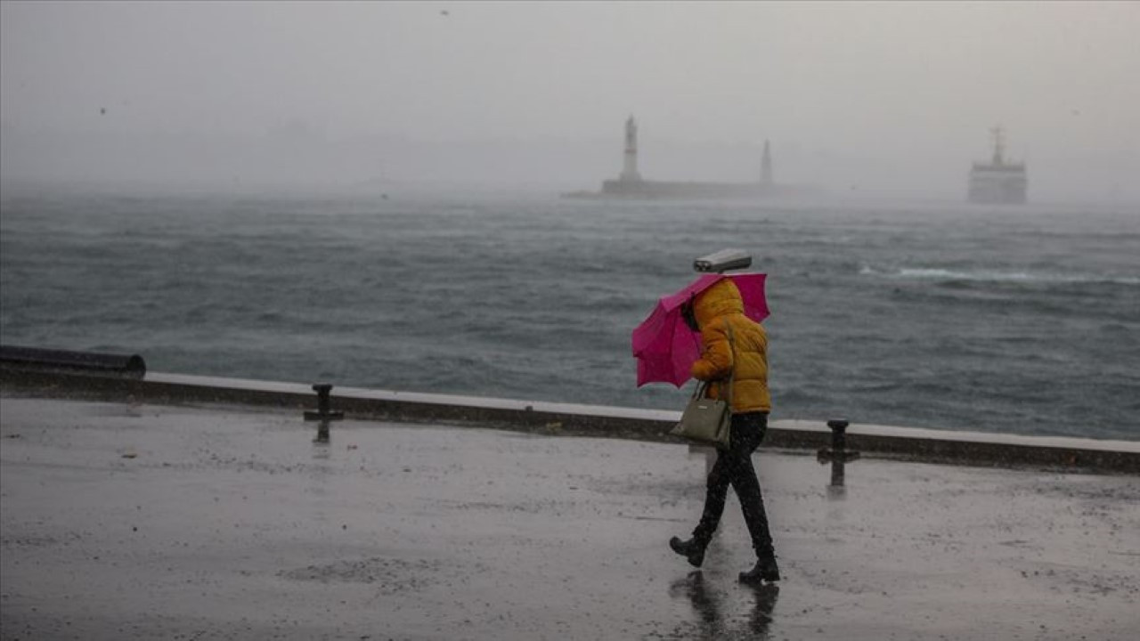 İstanbul'a fırtına uyarısı