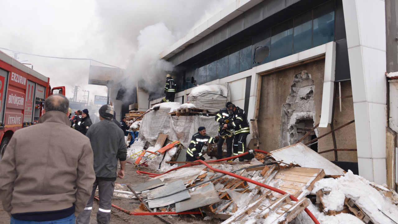 Keresteciler'de yangın: Ölü ve yaralılar var