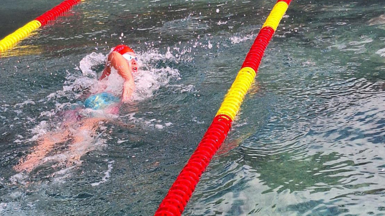 Bengisu Avcı’dan buzda 3 altın