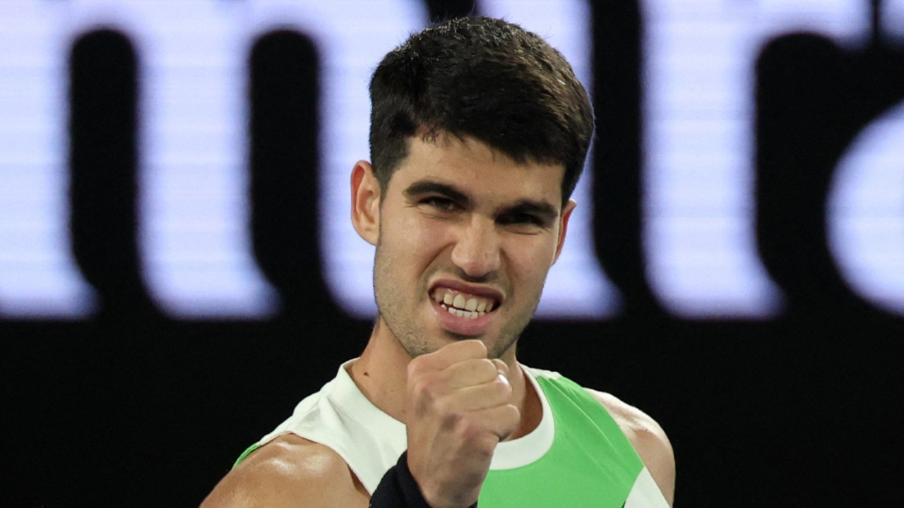 Carlos Alcaraz zorlanmadan ikinci turda