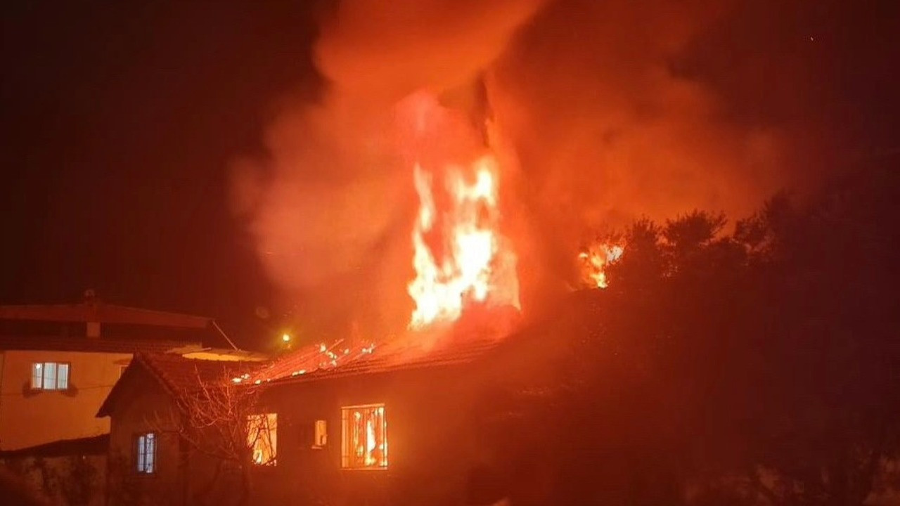 Yangında yaralanan adam hayatını kaybetti