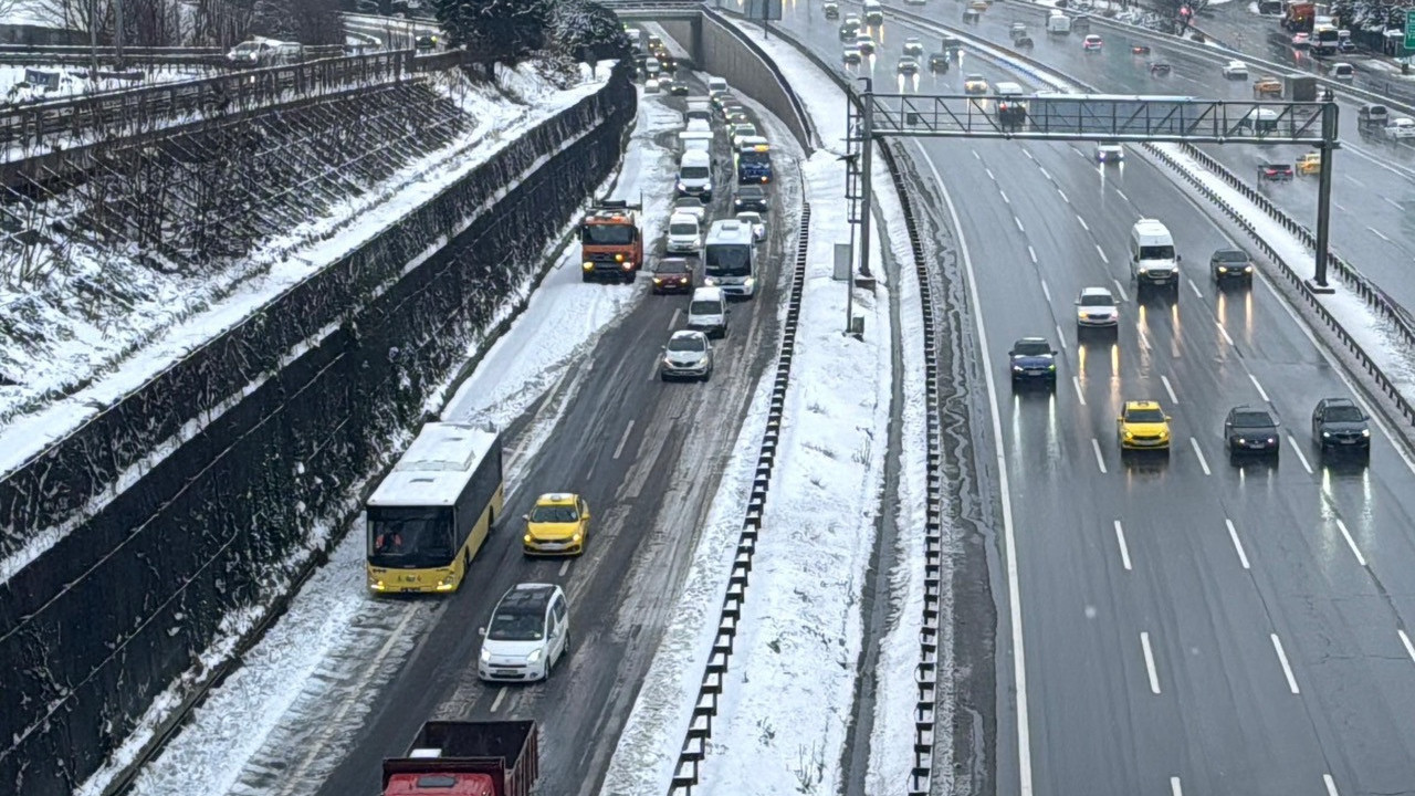 AKOM’dan peş peşe uyarı! İstanbul'da kar alamı: Ekipler teyakkuzda