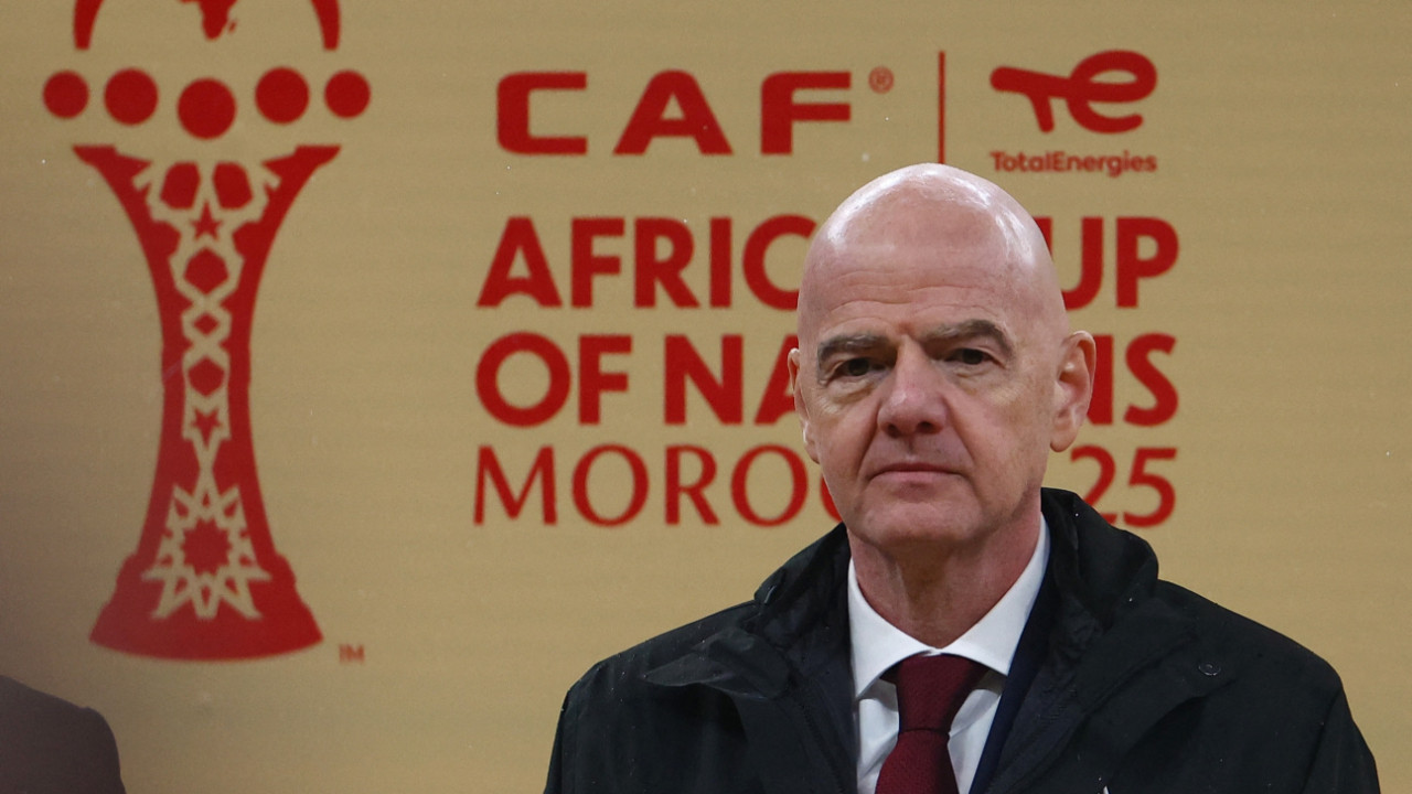 FIFA Başkanı, Senegal'i kınadı: 'Bu görüntüler futbola zarar veriyor'