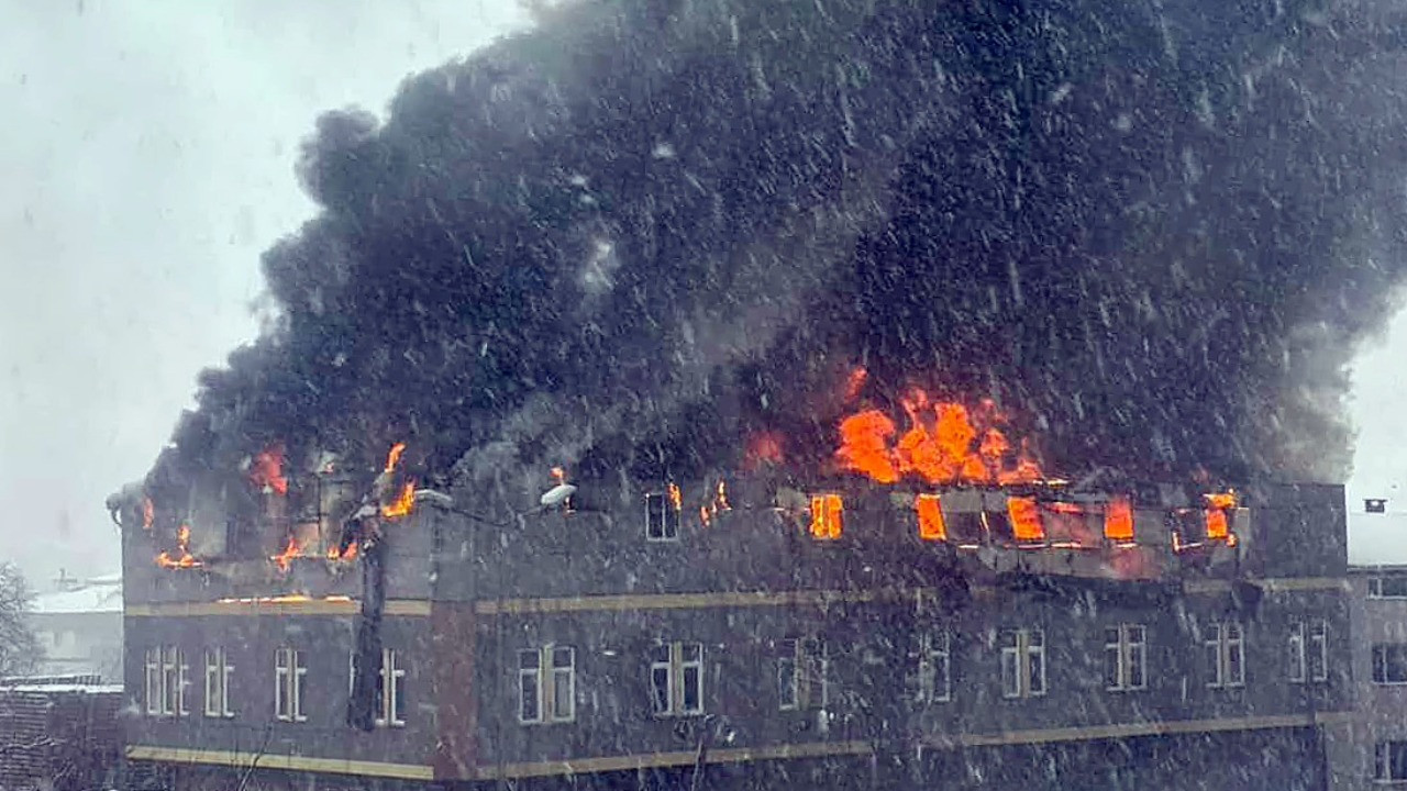 Tuzla'da fabrika yangını