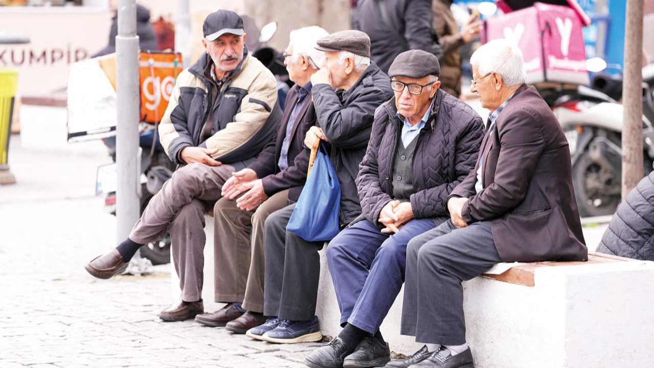 Saatte 245 kişi icralık oluyor