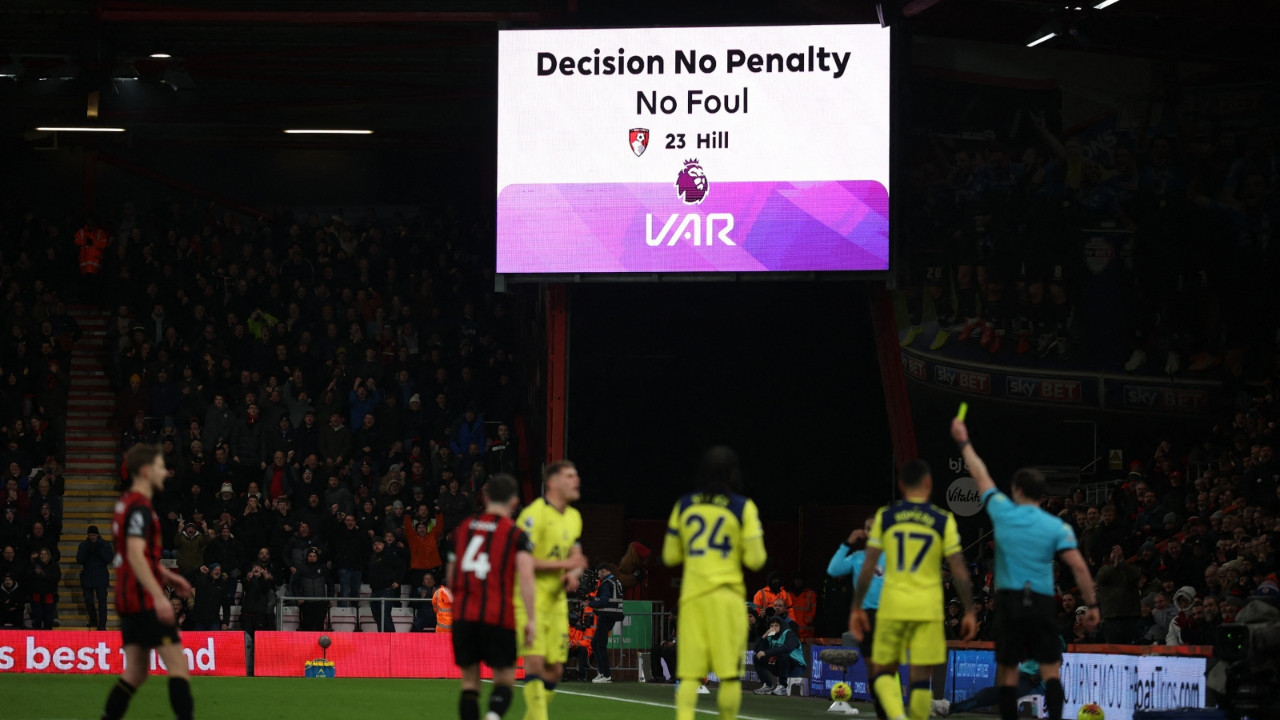 'Wenger Yasası' iptal edildi: VAR için yeni kurallar geliyor!