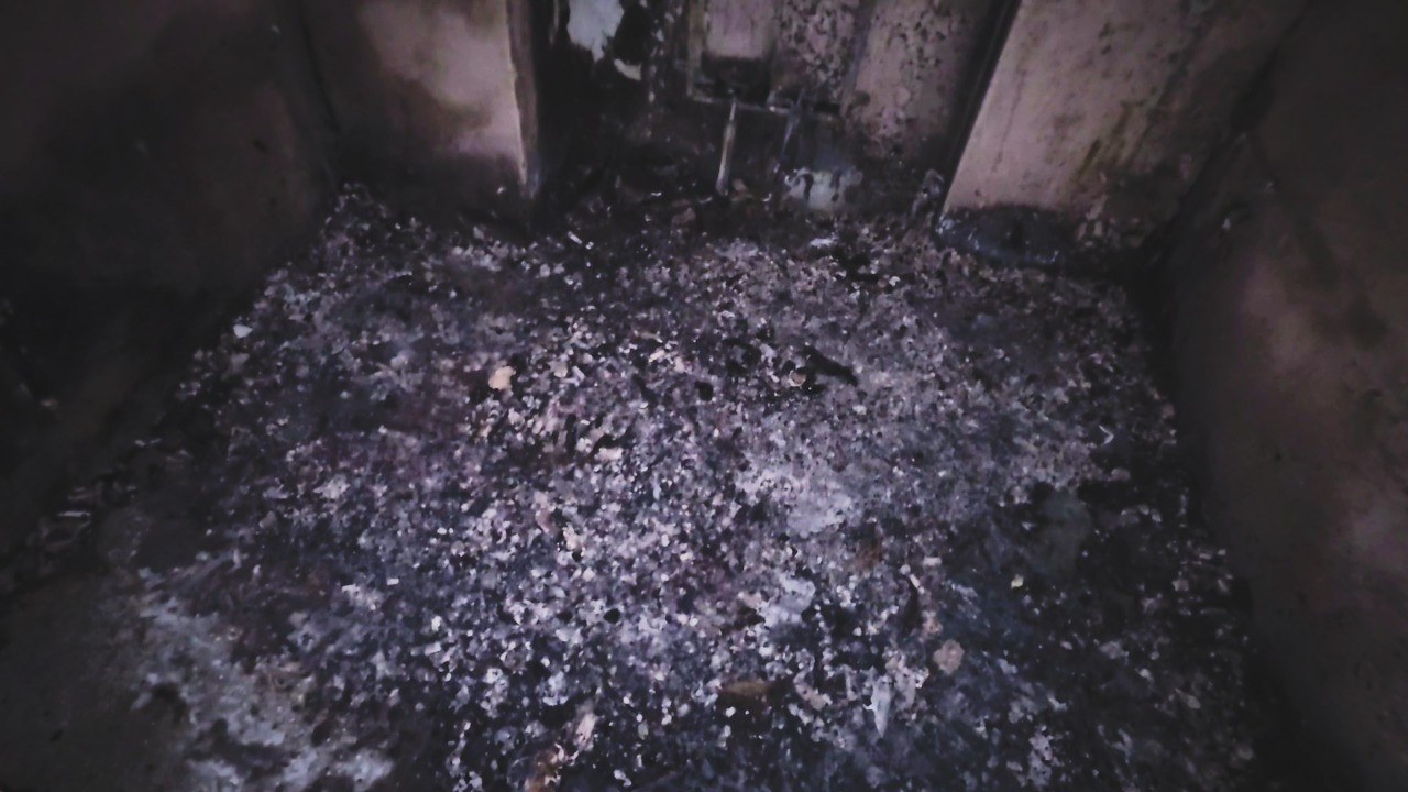 Yangın söndürüldü, bir kişinin cesedi bulundu